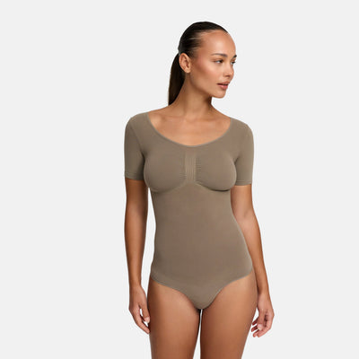 T-Shirt Bodysuit Sculpting Shapewear mit String