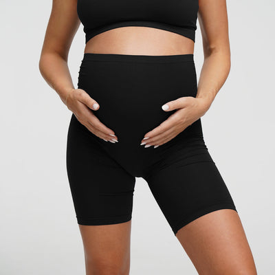 Seamless Umstandsshorts mit hohem Bund